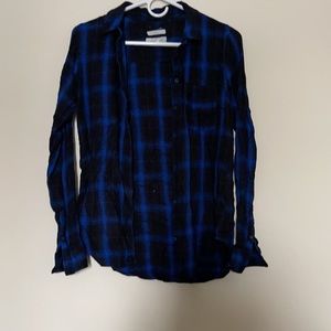 Black and blue plaid button up